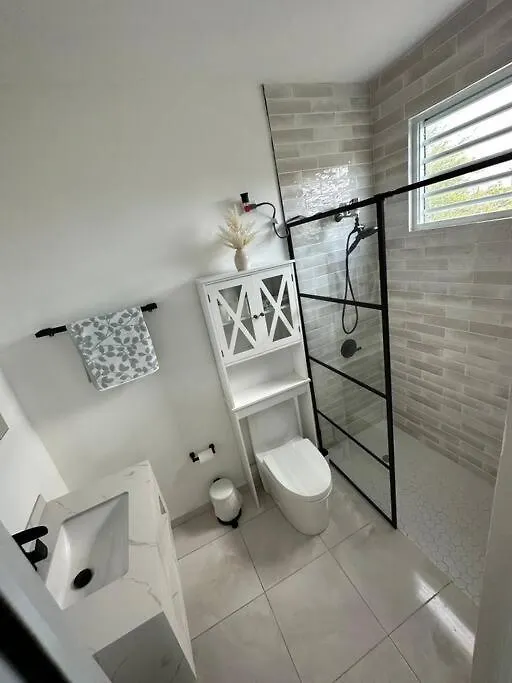 Lovely Beach House In Playa Sardinera Hatillo Porto Rico